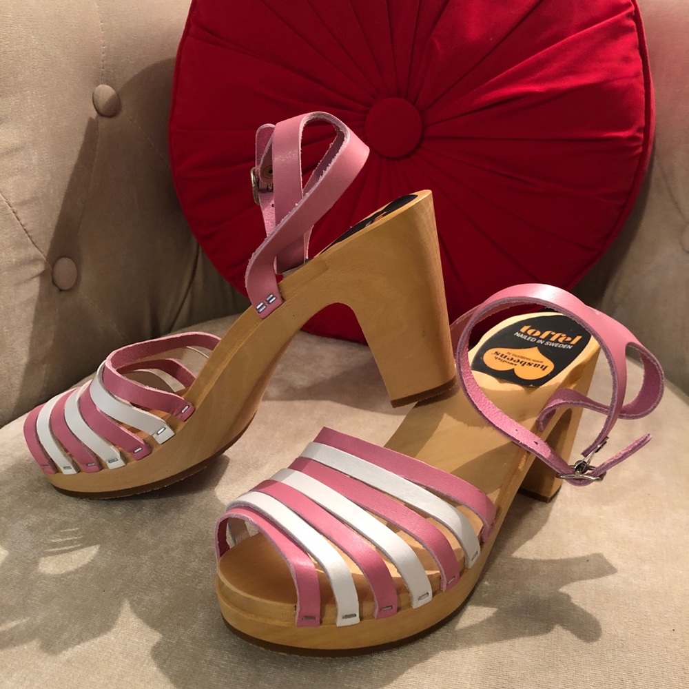 Swedish hasbeens bubble gum pink/white NEVER USED